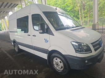 2022 Ford E-Transit Base - miniatura 3