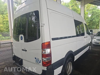 2022 Ford E-Transit Base - miniatura 4