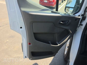 2022 Ford E-Transit Cargo Van Medium Roof 148.0" WB - miniatura 9