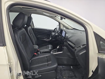 2022 Ford EcoSport SES – miniatura 8