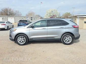 2022 Ford Edge SE - miniatura 3