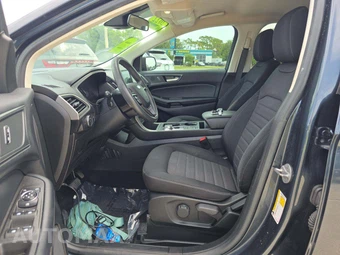 2022 Ford Edge SE – miniatura 3