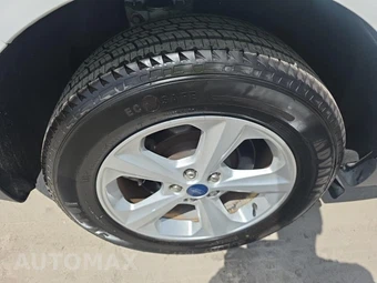 2022 Ford Edge SE - miniatura 10