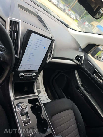 2022 Ford Edge SE - miniatura 10