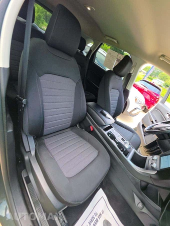 2022 Ford Edge SE - miniatura 18