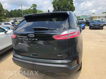 2022 Ford Edge SE - miniatura 3
