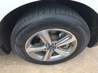 2022 Ford Edge SEL - miniatura 9