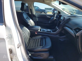 2022 Ford Edge SEL – miniatura 8