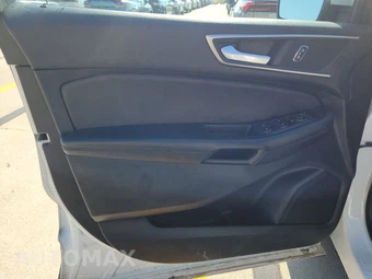 2022 Ford Edge SEL – miniatura 9