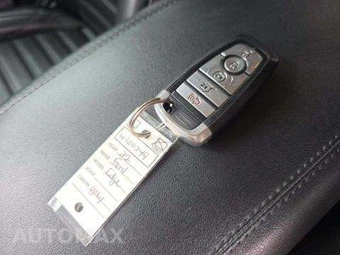 2022 Ford Edge SEL – miniatura 8