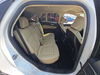 2022 Ford Edge SEL - miniatura 13