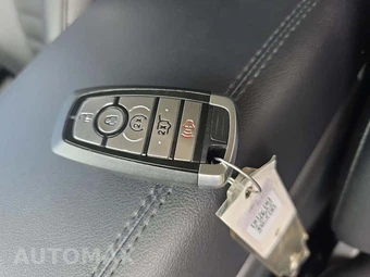 2022 Ford Edge SEL – miniatura 5
