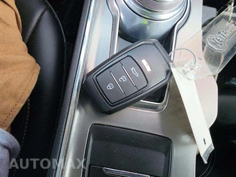 2022 Ford Edge SEL - miniatura 5