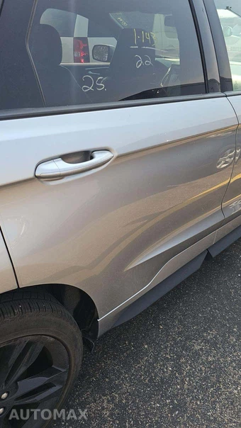 2022 Ford Edge ST - miniatura 25