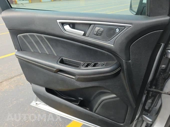 2022 Ford Edge ST - miniatura 9