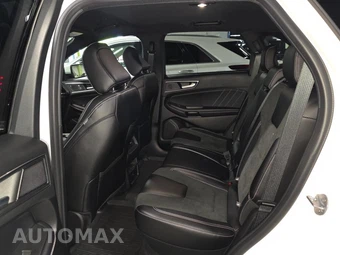 2022 Ford Edge ST - miniatura 16