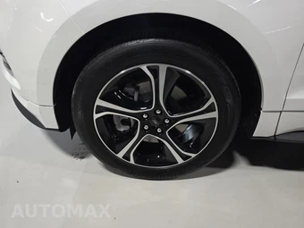 2022 Ford Edge ST - miniatura 8
