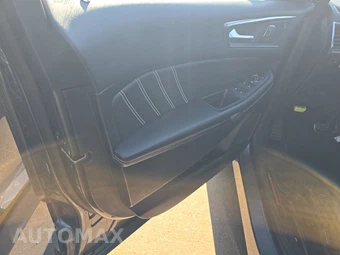 2022 Ford Edge ST - miniatura 31