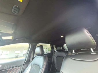 2022 Ford Edge ST-Line – miniatura 8
