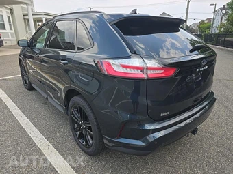 2022 Ford Edge ST-Line – miniatura 6