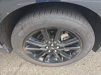 2022 Ford Edge ST-Line – miniatura 9