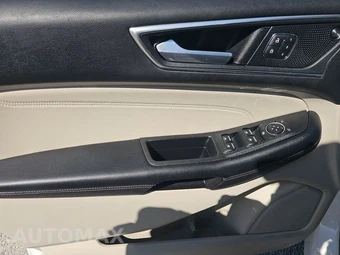 2022 Ford Edge Titanium – miniatura 9