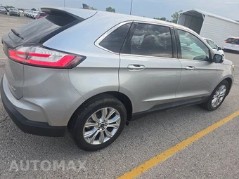 2022 Ford Edge Titanium - miniatura 4