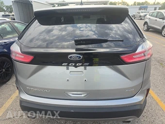 2022 Ford Edge Titanium - miniatura 5