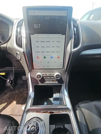 2022 Ford Edge Titanium – miniatura 11