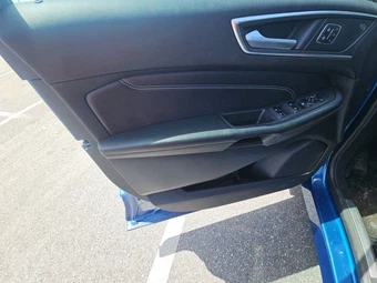 2022 Ford Edge Titanium – miniatura 9