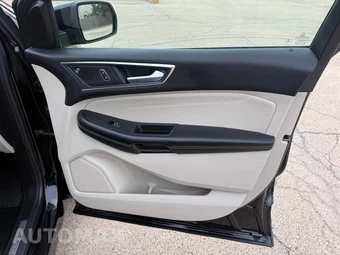 2022 Ford Edge Titanium - miniatura 26
