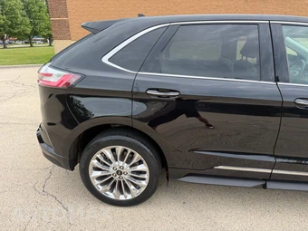 2022 Ford Edge Titanium - miniatura 7