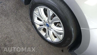 2022 Ford Edge Titanium - miniatura 24