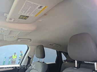 2022 Ford Escape Hybrid SE - miniatura 19