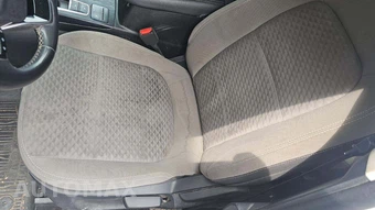 2022 Ford Escape Hybrid SE - miniatura 24
