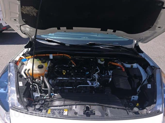 2022 Ford Escape Hybrid SE - miniatura 23