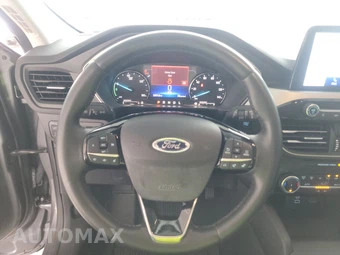 2022 Ford Escape Hybrid SE - miniatura 10