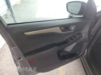 2022 Ford Escape Hybrid SE - miniatura 9