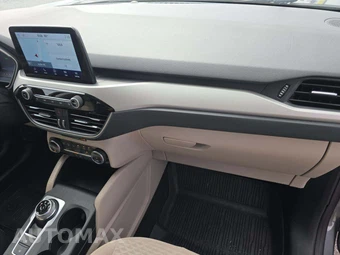 2022 Ford Escape Hybrid SE – miniatura 19