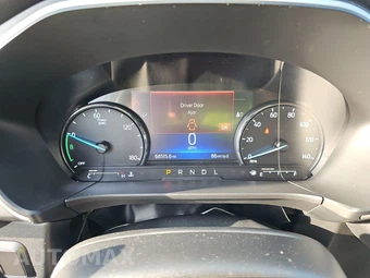 2022 Ford Escape Hybrid SE - miniatura 12