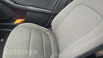2022 Ford Escape Hybrid SE - miniatura 30