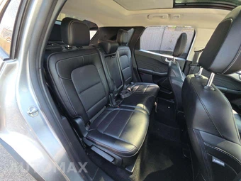 2022 Ford Escape Hybrid SEL - miniatura 16
