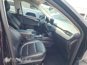 2022 Ford Escape Hybrid Titanium - miniatura 8