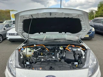 2022 Ford Escape Plug-In Hybrid SE - miniatura 18