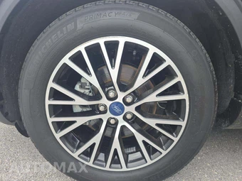 2022 Ford Escape Plug-In Hybrid SE - miniatura 20