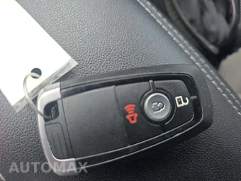 2022 Ford Escape Plug-In Hybrid SE - miniatura 5