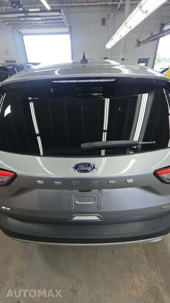 2022 Ford Escape Plug-In Hybrid SE - miniatura 22