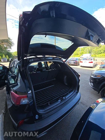 2022 Ford Escape Plug-In Hybrid Titanium - miniatura 14