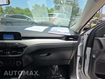 2022 Ford Escape S – miniatura 19