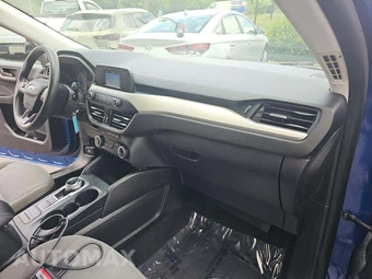 2022 Ford Escape S – miniatura 16